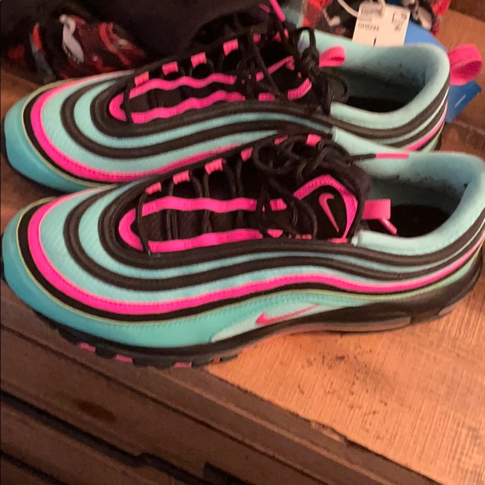 AirMax
